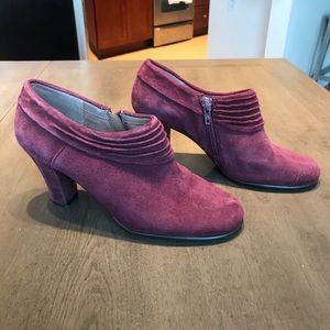 Aerosoles Plum Ankle Booties